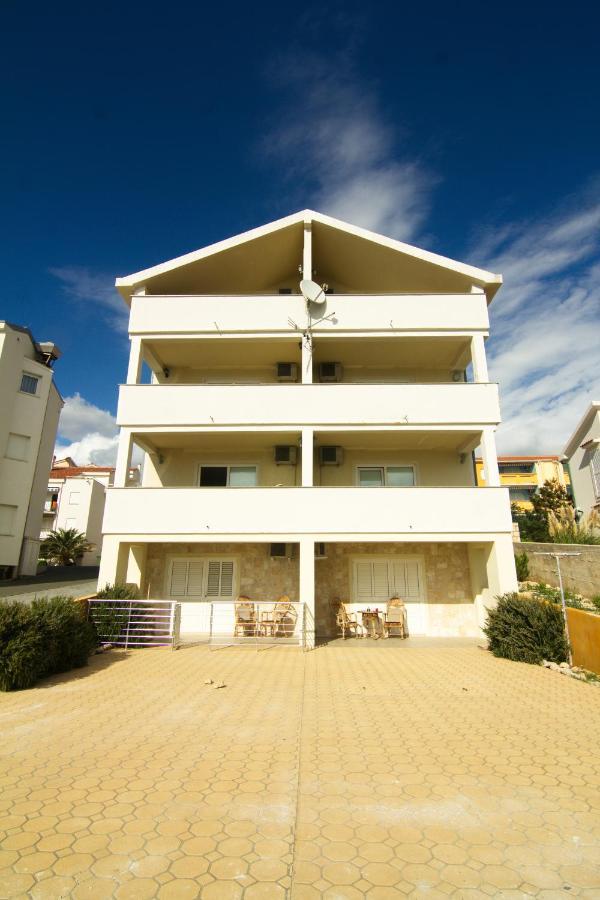 Apartments Nebeska Novalja Bagian luar foto